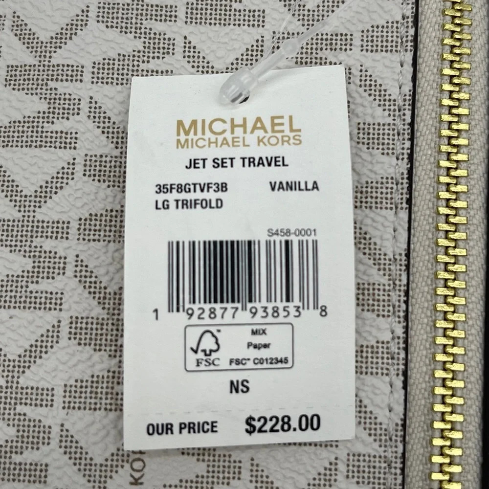 Michael Kors JST LG Trifold Vanilla Wallet - Picture 9 of 9